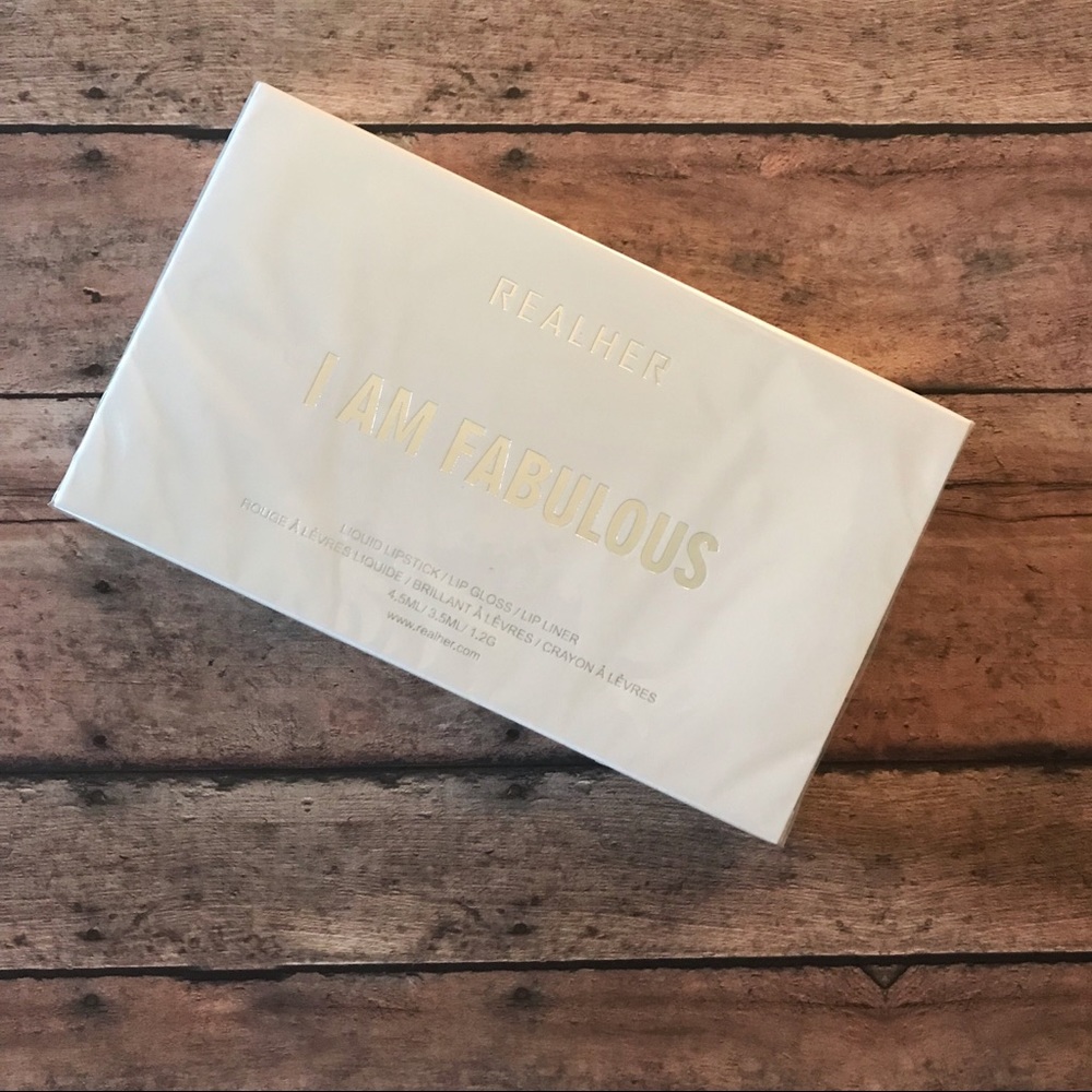 RealHer ‘I Am Fabulous’ Lipkit Bold Red